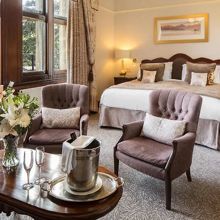 Armathwaite Hall & *