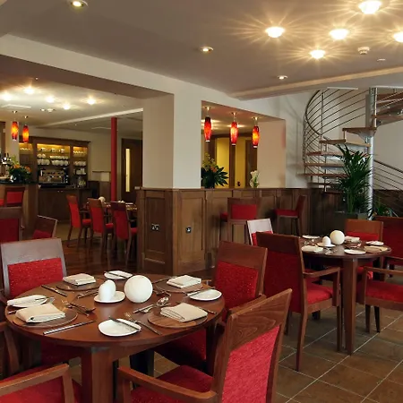 Armathwaite Hall & *