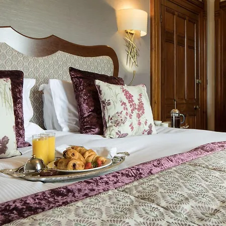 Landsted Armathwaite Hall & *