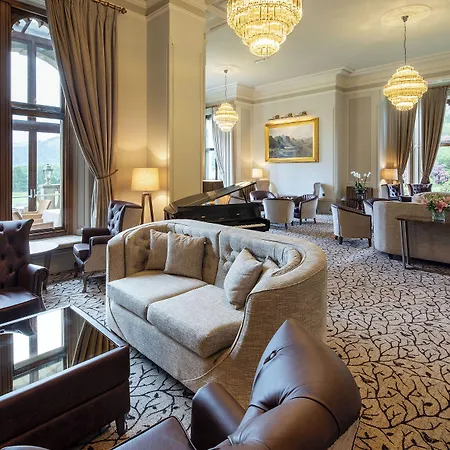 Landsted Armathwaite Hall & *