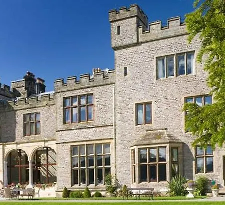 Armathwaite Hall & Hétvégi ház *