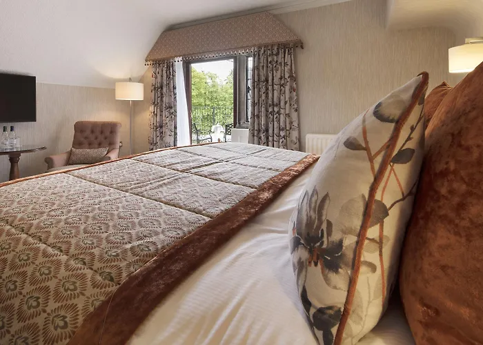 Country house Armathwaite Hall & *