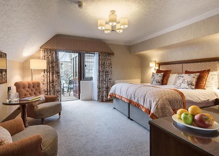 Country house Armathwaite Hall & *