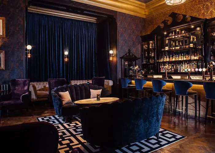 Armathwaite Hall & *