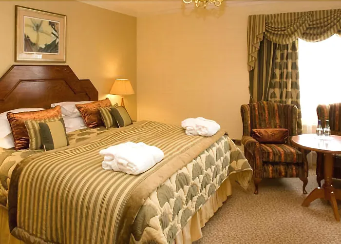 Armathwaite Hall & * Bassenthwaite