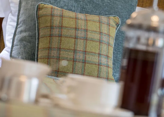 Armathwaite Hall & * Bassenthwaite