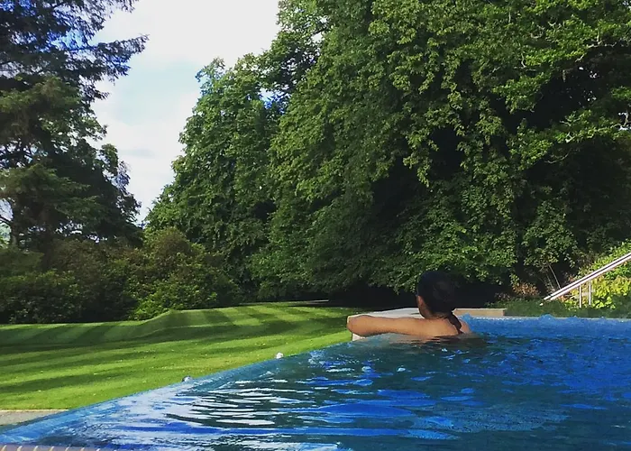 Armathwaite Hall & * Bassenthwaite