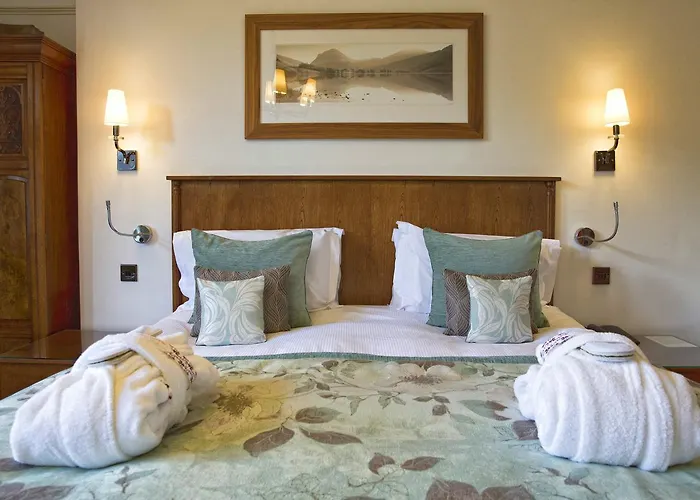 Country house Armathwaite Hall & *